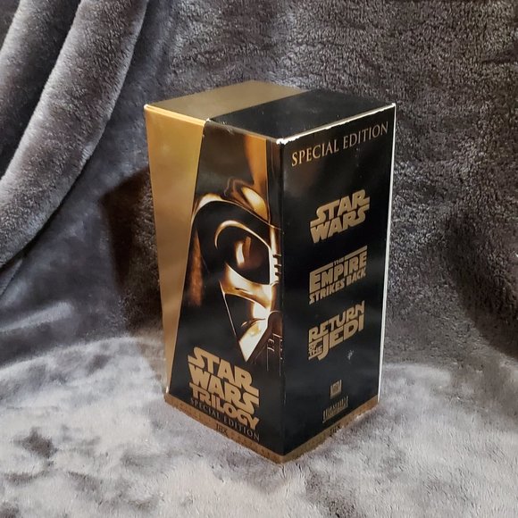 Star Wars Trilogy Special Gold Edition THX 3 VHS Gold Box Set 1997 Lucasfilm - Picture 7 of 10